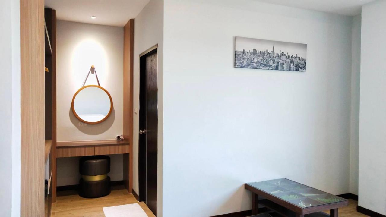 โคโค่ โฮเทล Koco Hotel Nakhon Ratchasima Ngoại thất bức ảnh