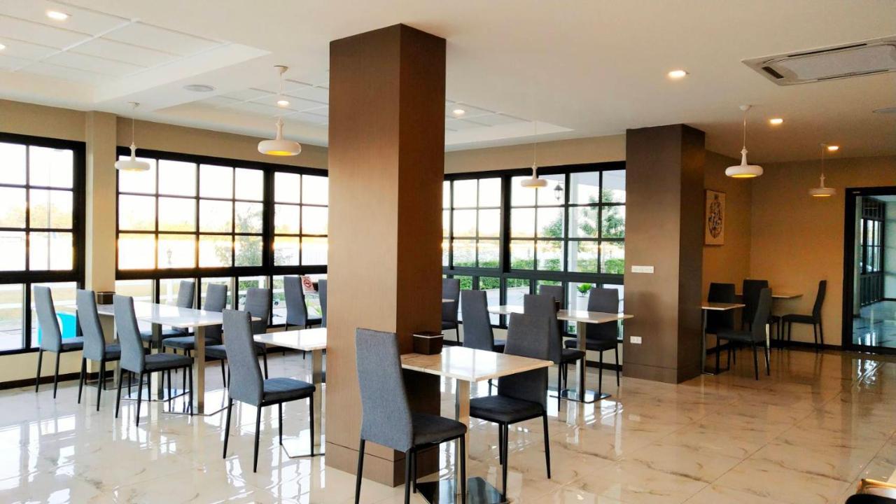 โคโค่ โฮเทล Koco Hotel Nakhon Ratchasima Ngoại thất bức ảnh