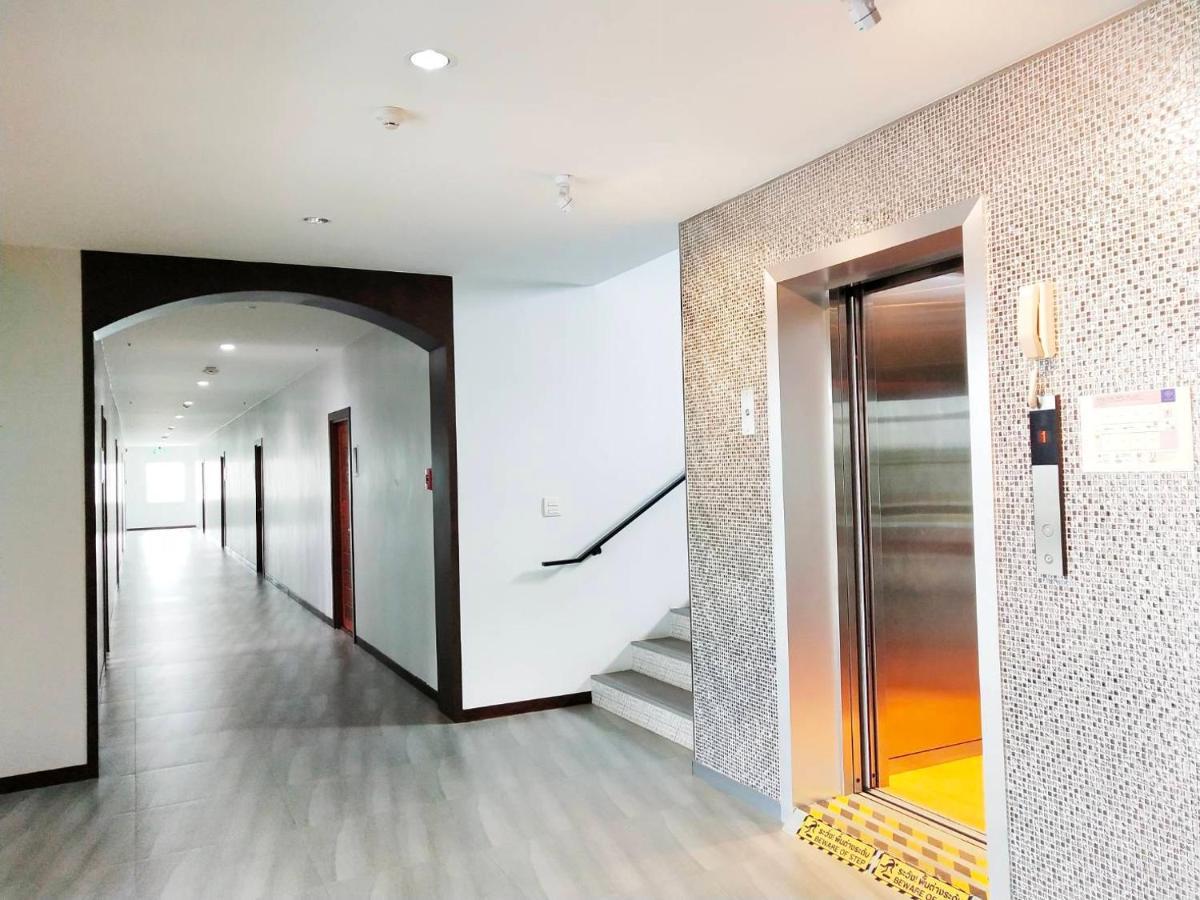 โคโค่ โฮเทล Koco Hotel Nakhon Ratchasima Ngoại thất bức ảnh