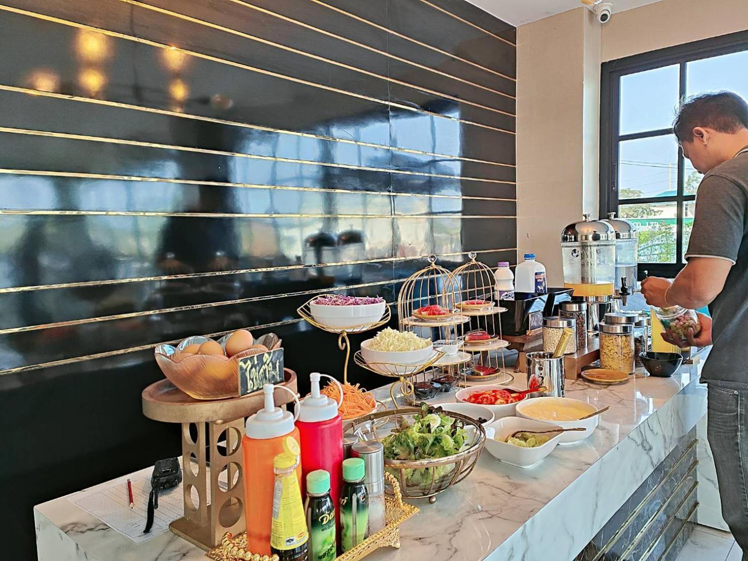 โคโค่ โฮเทล Koco Hotel Nakhon Ratchasima Ngoại thất bức ảnh